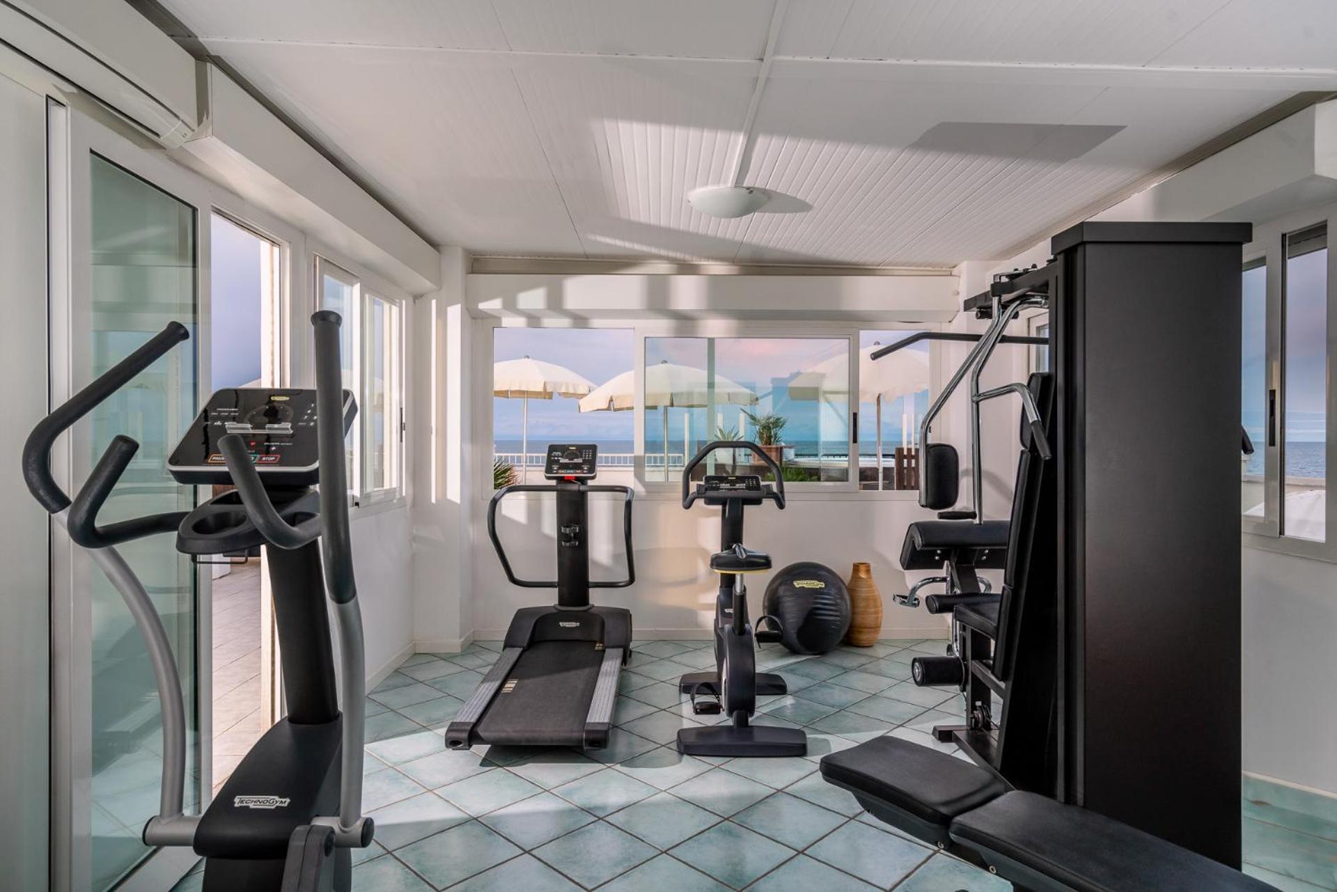 Hotel Ca' Bianca Riccione Dış mekan fotoğraf