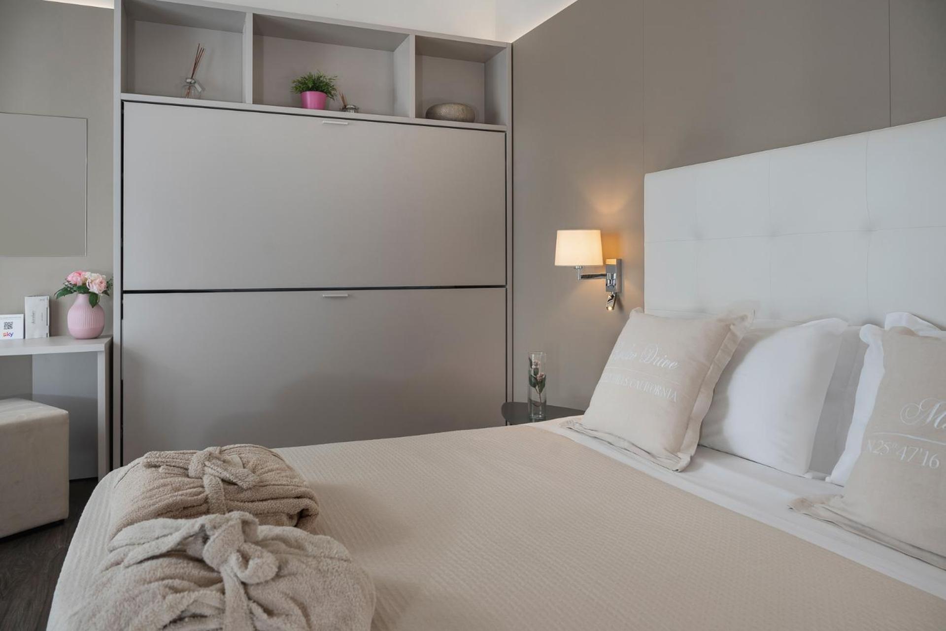 Hotel Ca' Bianca Riccione Dış mekan fotoğraf